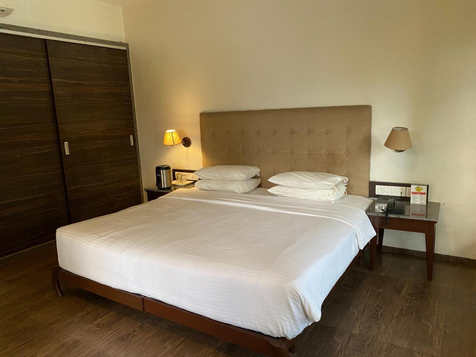 Silent Hills Resort Manor ภายนอก รูปภาพ